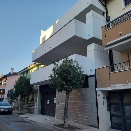 Residence Giulia Grado Exterior foto
